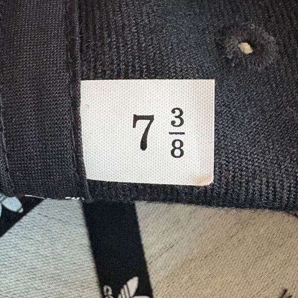 adidas Boston Celtics Black on Black Fitted Hat Cap NBA 7 3/8 - Picture 7 of 7